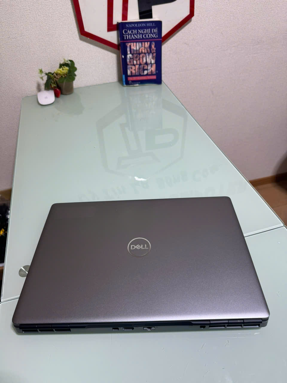 Dell Precision 7550 / Xeon W-10885M(up to 5.3Ghz | 8 nhân 16 luồng